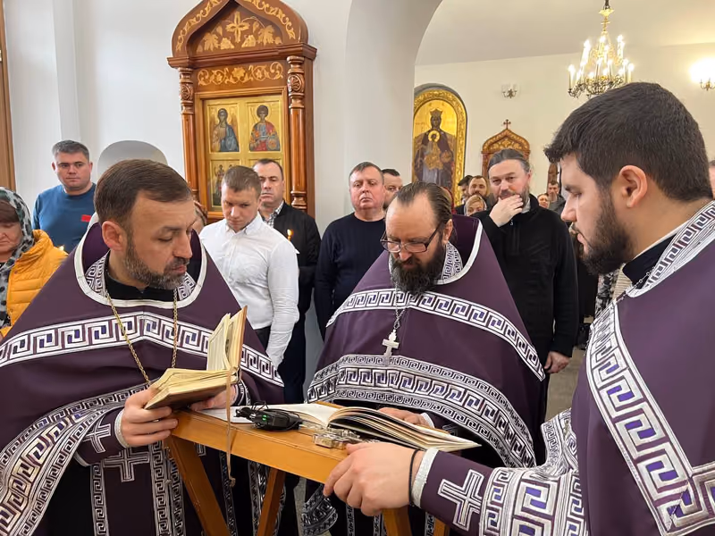 В неделю Крестопоклонную совершено Богослужение - фото 2