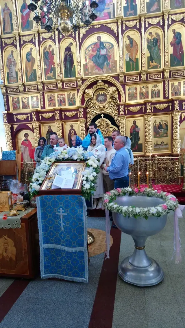 Регулярно совершается Таинство Крещения