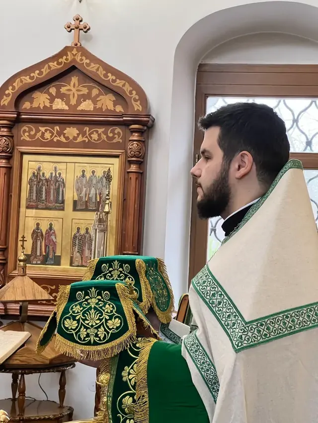 В праздник Входа Господня в Иерусалим прошло Богослужение
