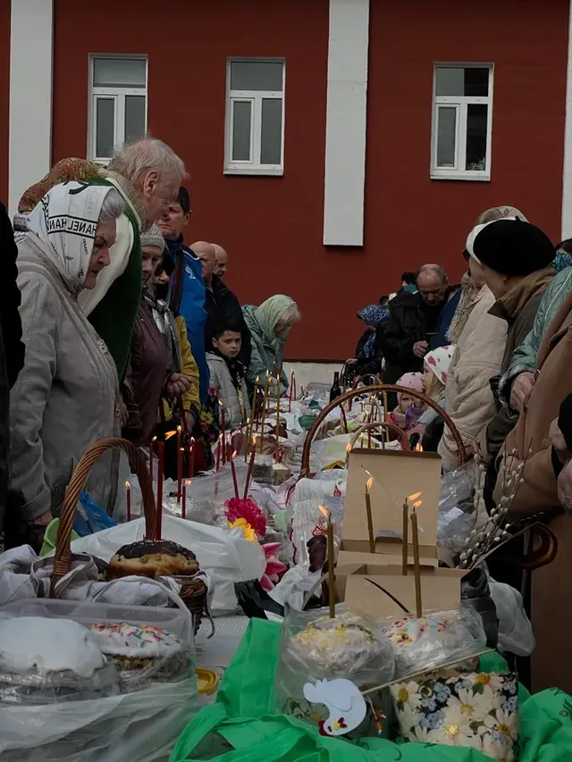 В Великую Субботу совершена Божественная Литургия
