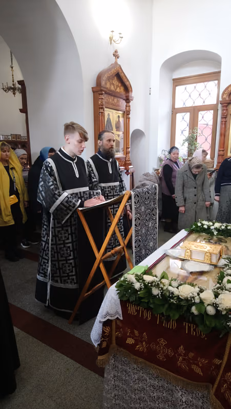 В Великую Субботу совершена Божественная Литургия - фото 19