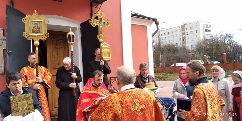 В дни Светлой седмицы совершаются ежедневные службы - фото 2