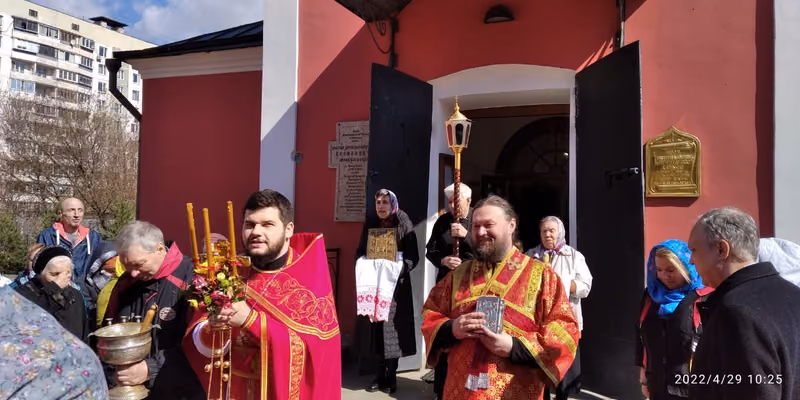 В пятницу Светлой седмицы совершено Богослужение - фото 7
