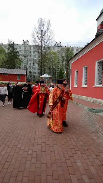 В неделю святых жен-мироносиц совершено Богослужение - фото 3