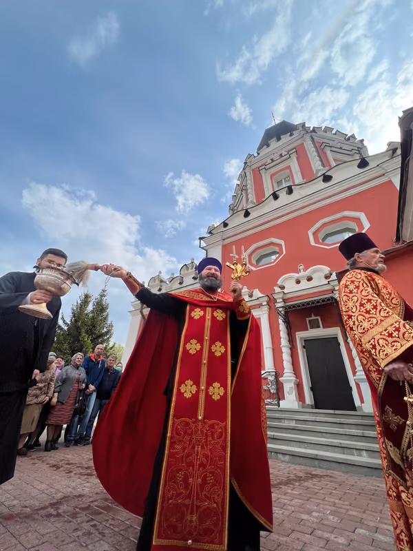 В неделю святых жен-мироносиц совершено Богослужение - фото 8
