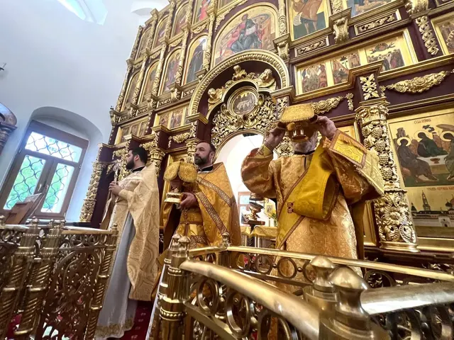 День первоверховных апостолов Петра и Павла: Богослужение - фото 12