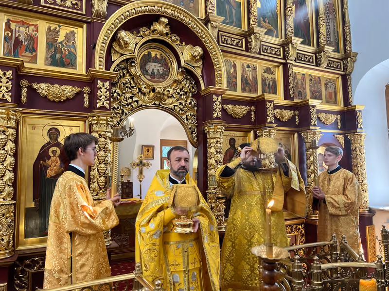 В неделю 6-ю по Пятидесятнице совершено Богослужение - фото 2